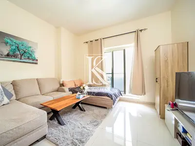 High Floor | Golf Course View | Well Maintained