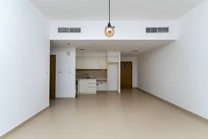 Podium Level Unit | Creek Horizon 1BR |Vacant Soon
