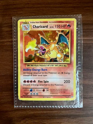 Pokèmon Charizard Card
