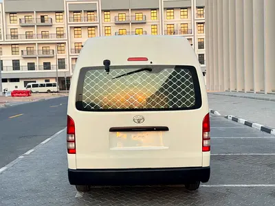صورة 6 لـ 2021 Toyota HIACE
