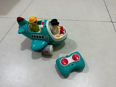Remote Control Toy Airplane with 2 Pilot Figures - Works