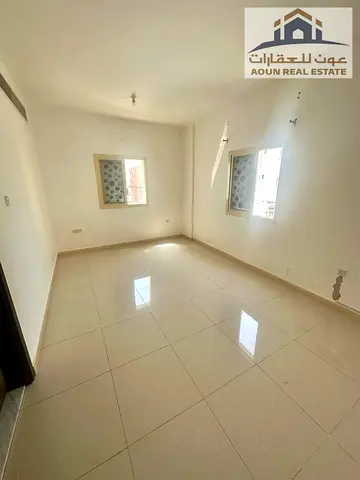 📍لقطة للإيجار السنوي – القليعة  🏡 غرفة وصالة مغلقة  ❄️ تكييف مركزي  🔥 غاز مركزي  💰 الإيجار السنوي: 27,000 درهم  💳 الدفع: 4 دفعات