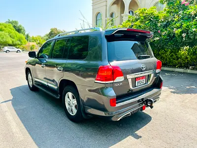 صورة 3 لـ 2015 Toyota LAND CRUISER