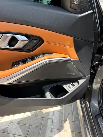 2019 BMW 3-SERIES — миниатюра 9