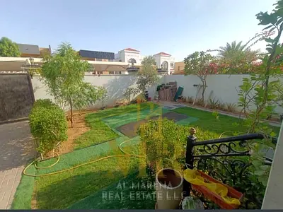 فيلا للبيع – المويهات 1، بعجمان | خلف نستو | موقع مميز جاهزة للسكن | تصميم فاخر | تشمل الكهرباء والمياه والتكييف وفرش | مساحة واسعة وعصرية