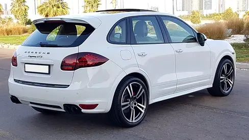صورة مصغرة 2 لـ 2014 Porsche CAYENNE