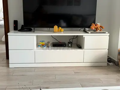Tv unit