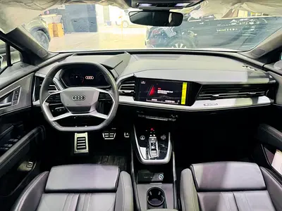 صورة 13 لـ 2024 AUDI Q5 E-TRON