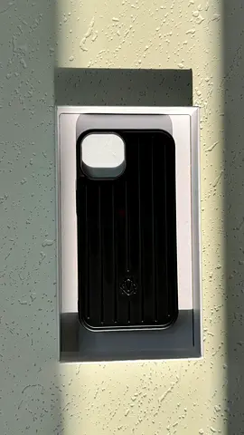Rimowa Aluminium iPhone 17 Pro Case