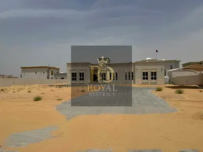 فلا فاخرة للبيع في السيوح 10 | موقع مميز على الشارع الرئيسي فرصة استثمارية نادرة في السيوح 10!