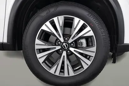 2025 Nissan X-TRAIL 照片 12