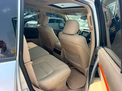 2013 Toyota LAND CRUISER 照片 7