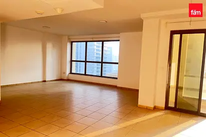 High Floor| Partial Sea View| Maids room|Best Deal