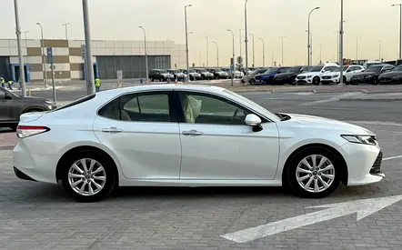 2020 Toyota CAMRY — фото 3