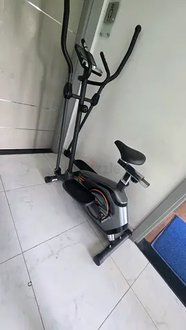 Kindly am selling this item is bland new