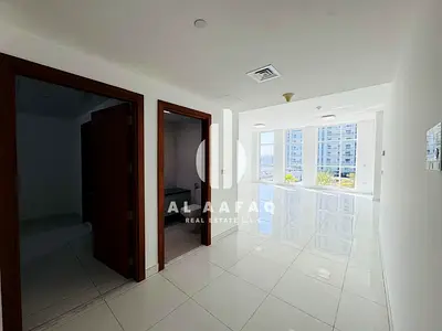 Spacious 3 BHK | 2 Free Parkings | Maids Room | Gym and Pool Free