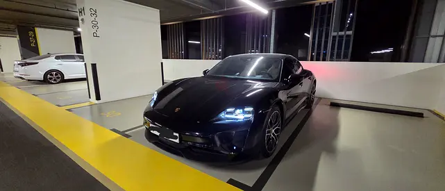 Porsche Taycan 4S, миниатюра 4