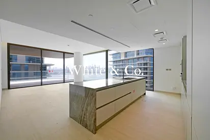 Serenia Expert | High Floor | Maid Room