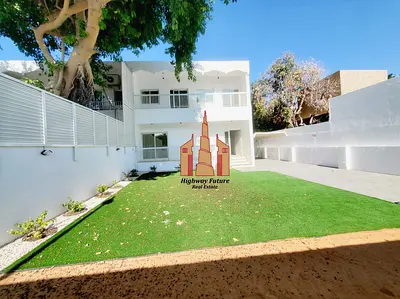 New villa 3bhk hall big yard parking balcony maids room gardan 80k