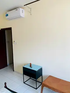 Master room available for rent