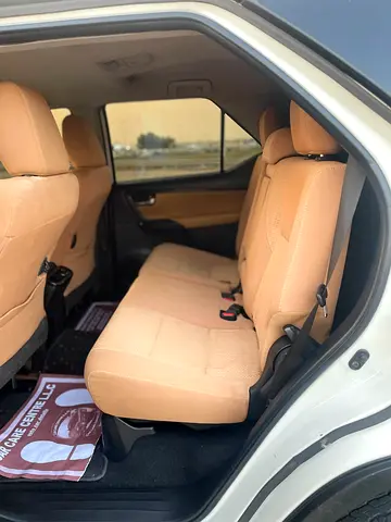 صورة 9 لـ 2018 Toyota FORTUNER