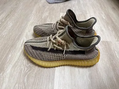 Used Adidas Yeezy Boost 350 V2 Size 9 - Earth Tone