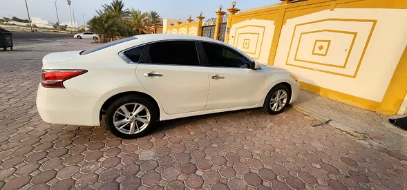 2016 Nissan ALTIMA 照片 4