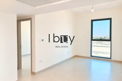 Ready to Move in | Exclusive | First Tenant