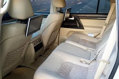 2020 Toyota LAND CRUISER 照片 3