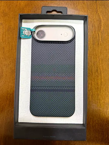 iPhone 17 Air Benks Aurora ArmorAir Case built with Kevlar®