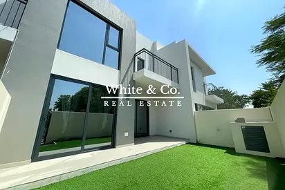 Next to Pool | Vacant Soon | Single Row