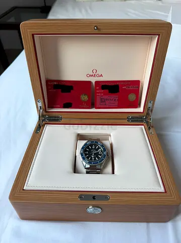 Omega Seamaster Professional Automatic Men's Watch in Box and papers