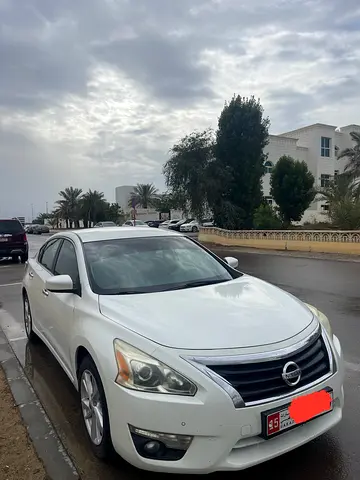 2016 Nissan ALTIMA 照片 9