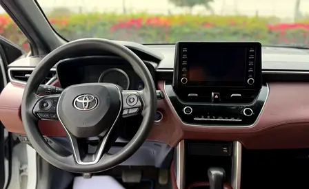 Toyota Corolla Cross GLI, миниатюра 10