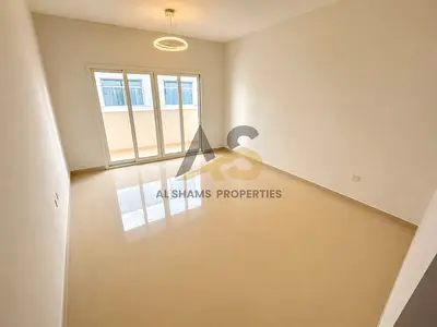 1 Month Free ! Lavish 1bhk - 43K ! Balcony + Parking