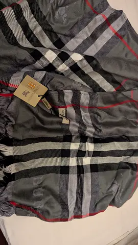 Burberry-style Grey Check Wool Scarf - New with Tags