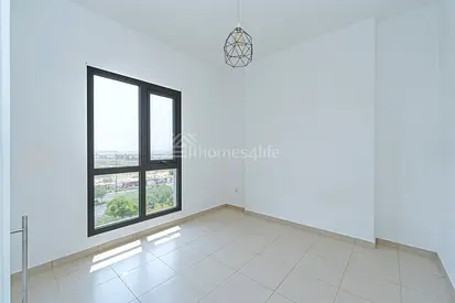 Vacant Now | Open View | Multiple Cheques