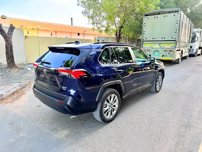 2025 Toyota RAV 4 照片 7