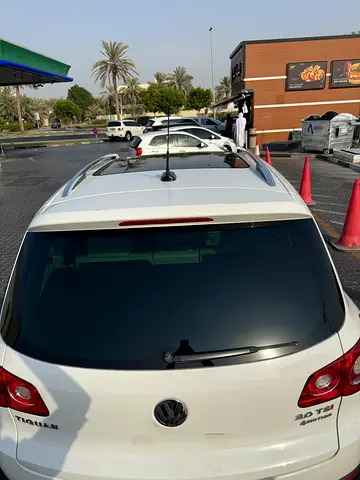 صورة 4 لـ 2011 Volkswagen TIGUAN