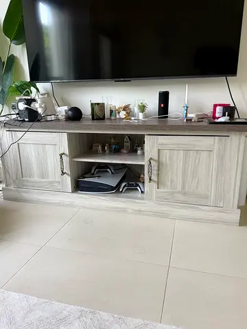 Brand new TV unit