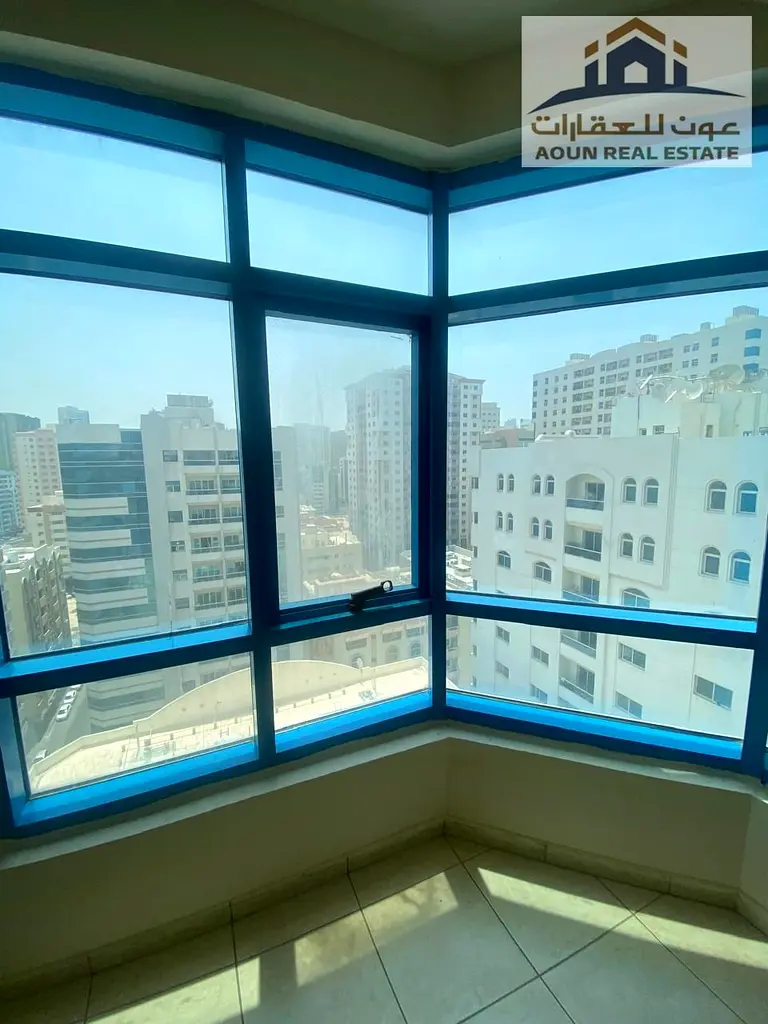 Luxury 1-bedroom apartment in Al Qasimia (Al Nad) | Panoramic view | Central A/C and gas | Built-in wardrobes | Gym | 33,000 in 6 installments | No se