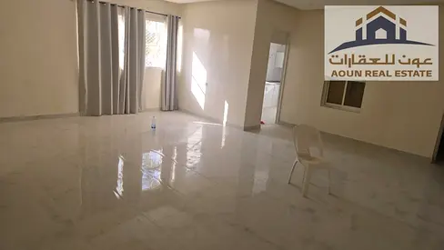 🏡 Traditional Arabic House for Annual Rent – Al Ghafiya 📍 Quiet Location – Ideal for Families 🏡 4 Bedrooms 🛏️ 2 Master Bedrooms