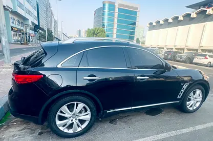 صورة 8 لـ 2019 Infiniti QX70