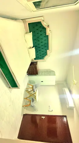 PRIVATE ROOM AVAILABLE – NEW MUWAILAH COMMERCIAL for Couples or ladies