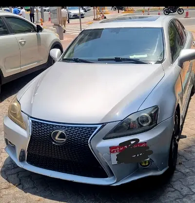 2012 Lexus IS-SERIES — фото 3