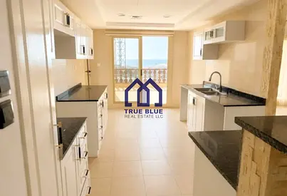 Marina & Casino Views | Al Hamra I Plus Maid Room