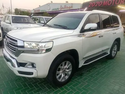 صورة 4 لـ 2017 Toyota LAND CRUISER