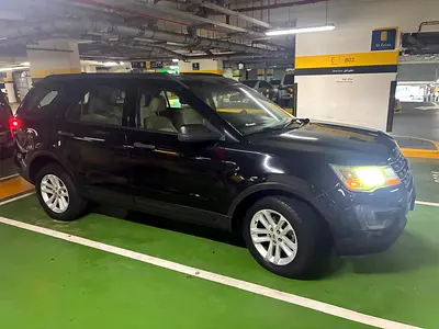 Ford Explorer - 4 WD