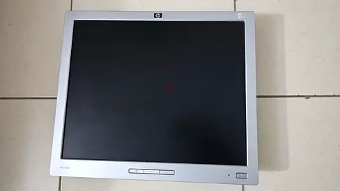 HP 19-inch LCD Monitor (Used) - Good Condition