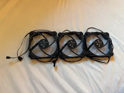 Coolers TUF Gaming MODEL TF120A1R DC12V 0.38A PWM 1900RPM